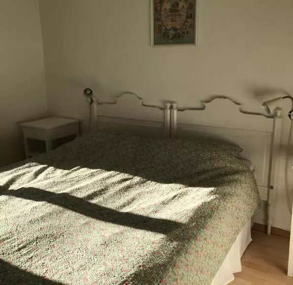 酒店 Furulund Pensjonat