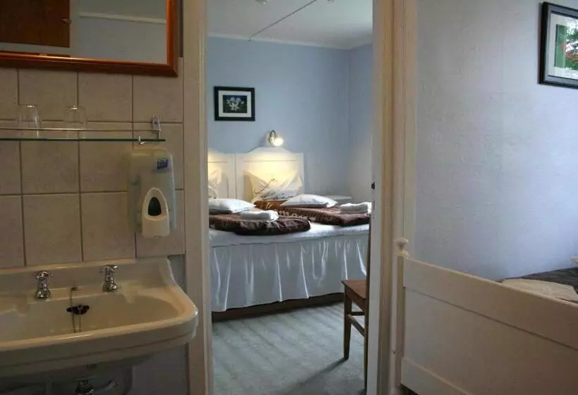 酒店 Furulund Pensjonat