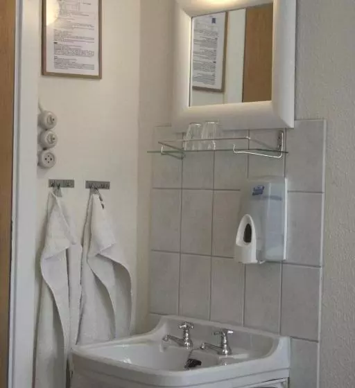 酒店 Furulund Pensjonat