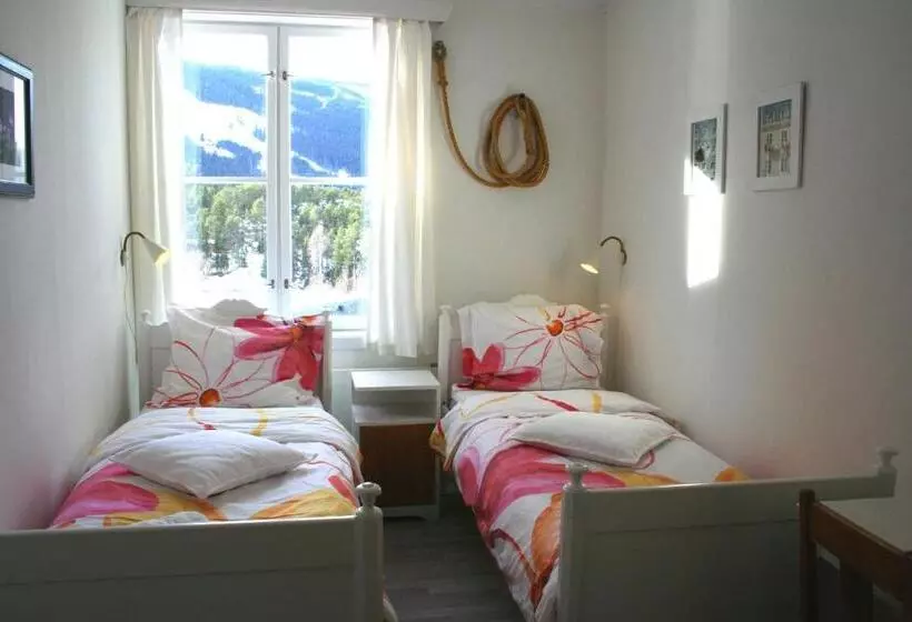 酒店 Furulund Pensjonat