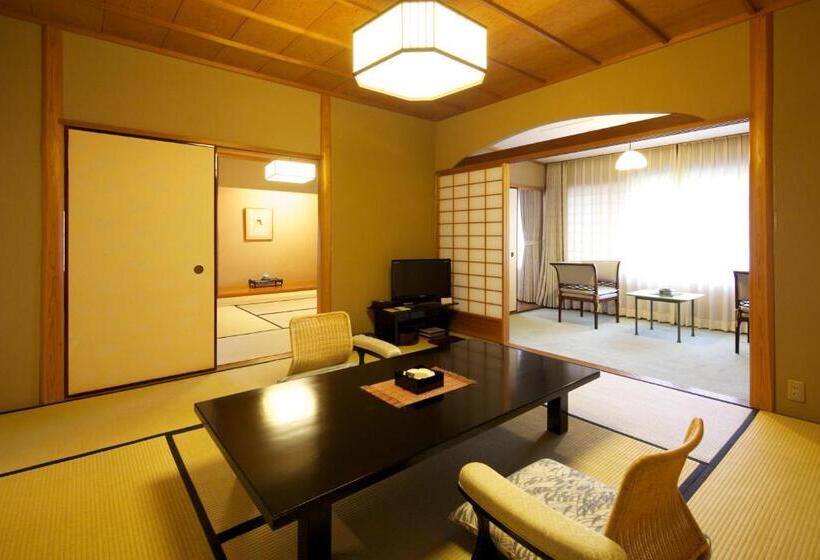 בית מלון כפרי Unzen Hanzuiryo By Onko Chishin