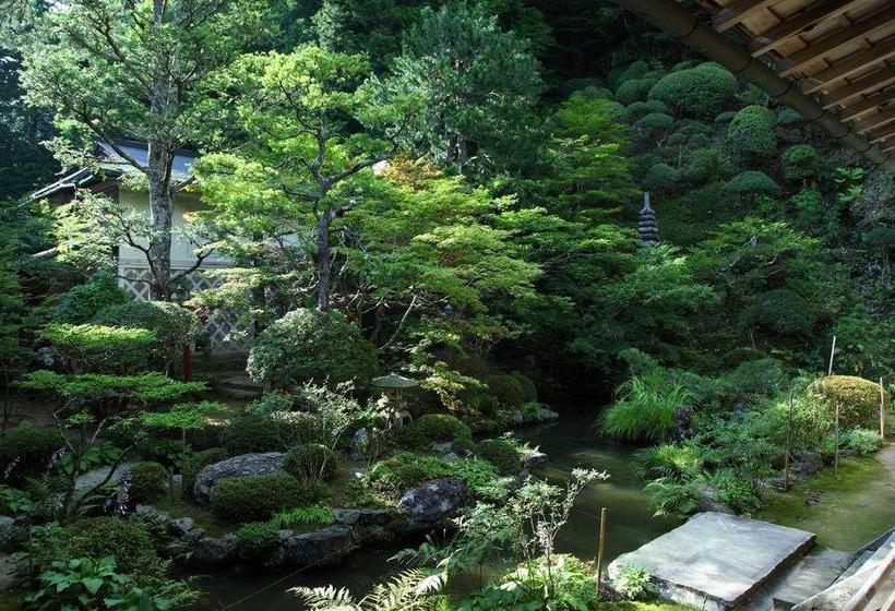 בית מלון כפרי Henjokoin