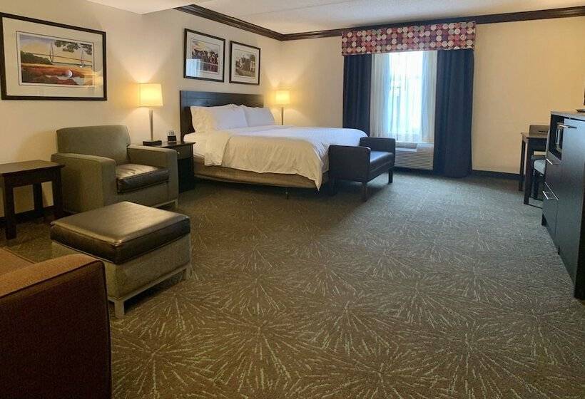 Holiday Inn Express Hotel & Suites Charleston Ashley Phosphate, An Ihg