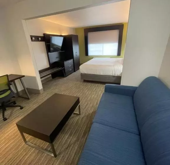 Holiday Inn Express Hotel & Suites Las Vegas, An Ihg