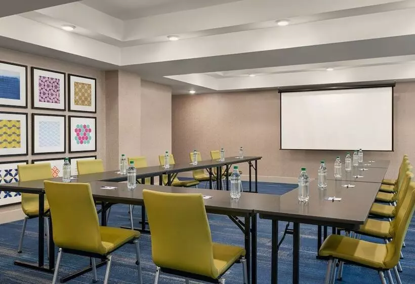 Holiday Inn Express Hotel & Suites Mcalester, An Ihg