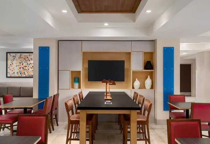 Holiday Inn Express Hotel & Suites Mcalester, An Ihg