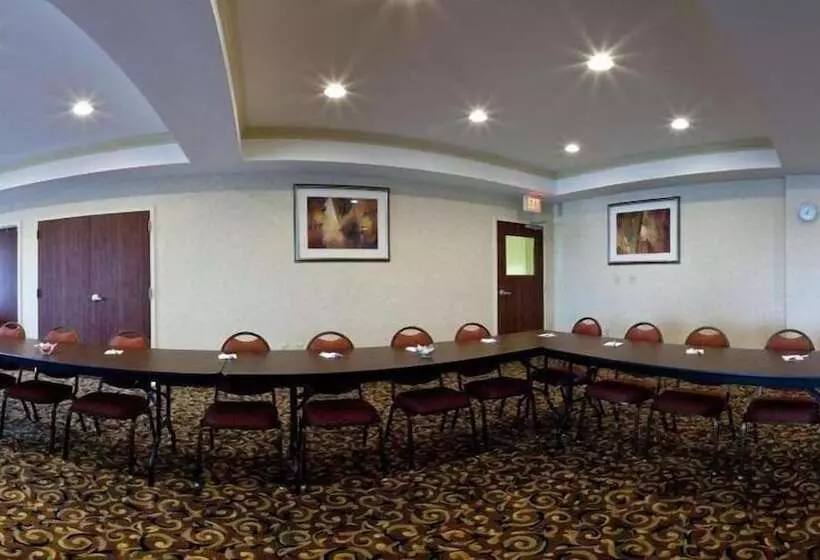 Holiday Inn Express Hotel & Suites Muskogee, An Ihg