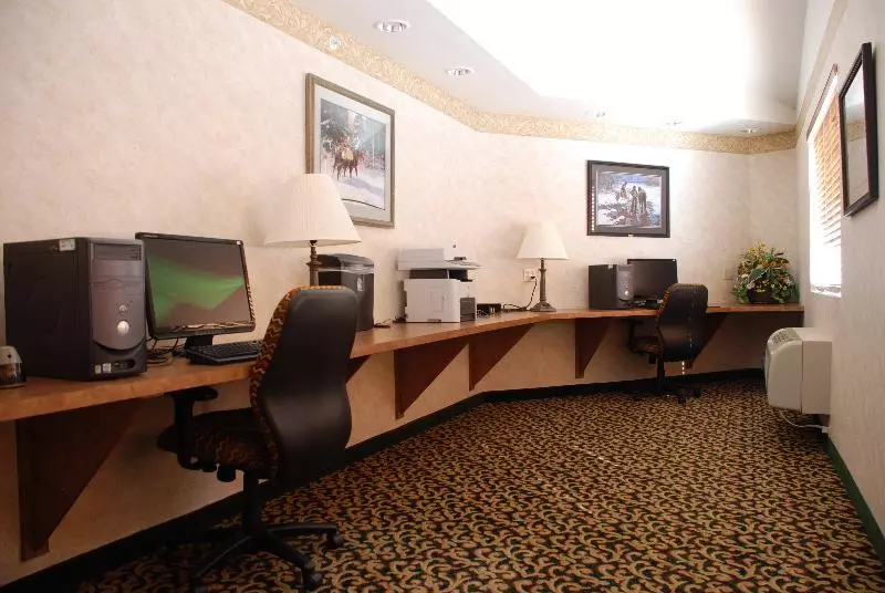Holiday Inn Express Hotel & Suites Raton, An Ihg