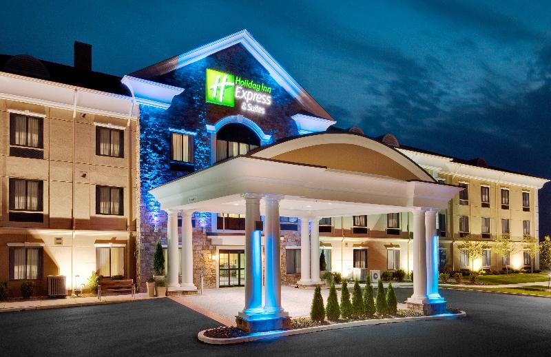 Holiday Inn Express Hotel & Suites Warminster Horsham, An Ihg