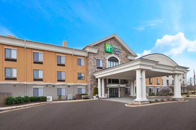 Holiday Inn Express Hotel & Suites Warminster Horsham, An Ihg
