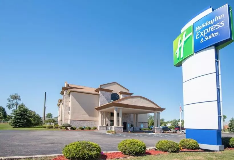 Holiday Inn Express Hotel & Suites Wauseon, An Ihg