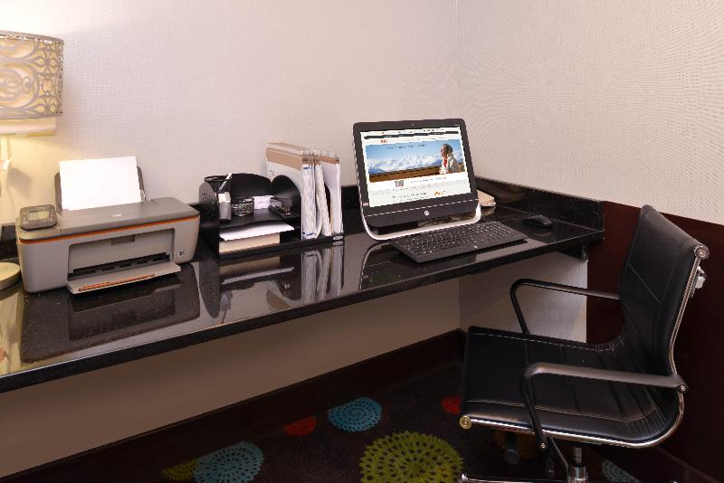 Holiday Inn Express Hotel & Suites Youngstown   North Lima/boardman, An Ihg