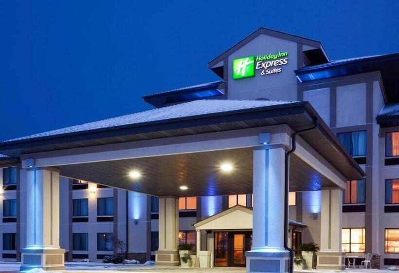 호텔 Holiday Inn Express & Suites Winner By Ihg