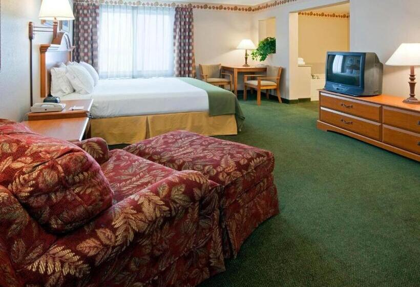 호텔 Holiday Inn Express & Suites Winner By Ihg