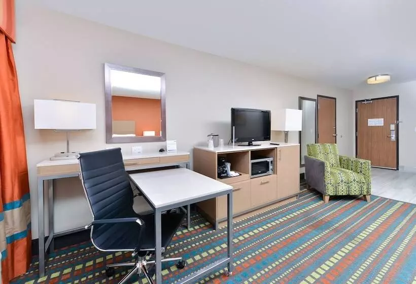 Отель Holiday Inn Express Albuquerque N   Bernalillo, An Ihg