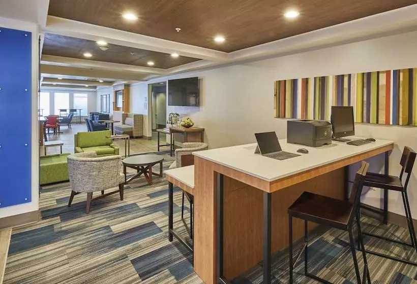 Holiday Inn Express Hotel & Suites Medford Central Point, An Ihg