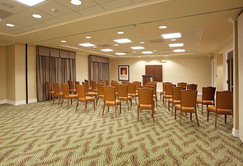 호텔 Holiday Inn Express And Suites Newberry, An Ihg