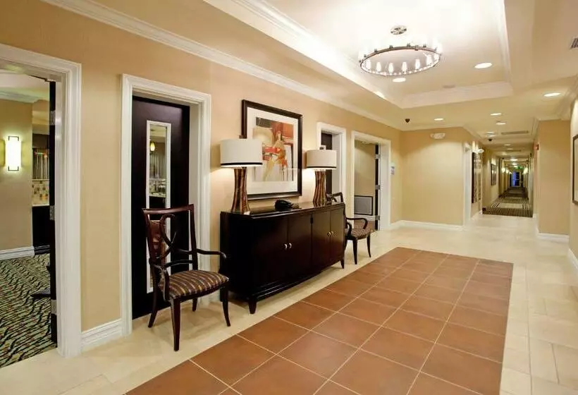 ホテル Holiday Inn Express And Suites Newberry, An Ihg