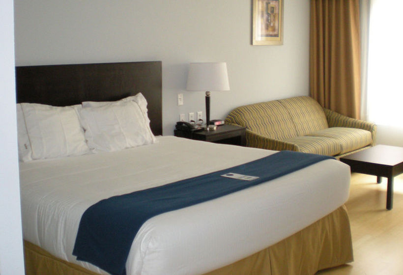 ホテル Holiday Inn Express  Bentleyville