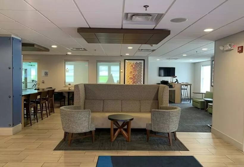 호텔 Holiday Inn Express Fairfield, An Ihg