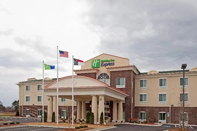 ホテル Holiday Inn Express Pembroke, An Ihg