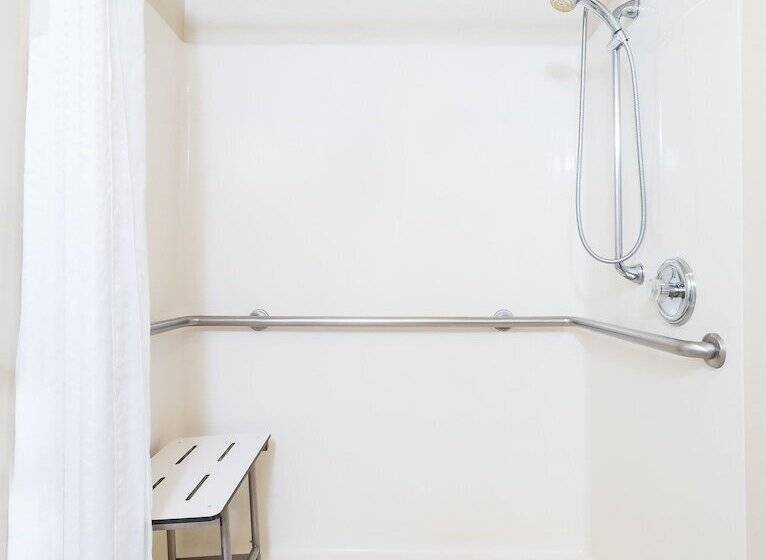 Holiday Inn Express Hotel & Suites Mt. Holly By Ihg