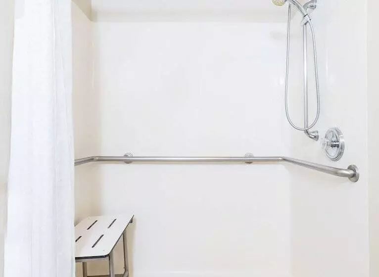 Holiday Inn Express Hotel & Suites Mt. Holly By Ihg