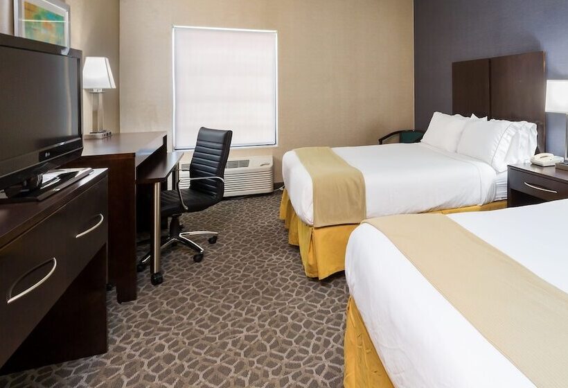 Holiday Inn Express Hotel & Suites Mt. Holly By Ihg