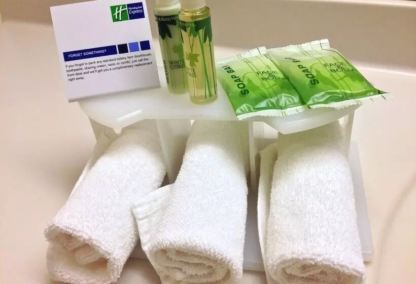 Holiday Inn Express Hotel & Suites Mt. Holly By Ihg