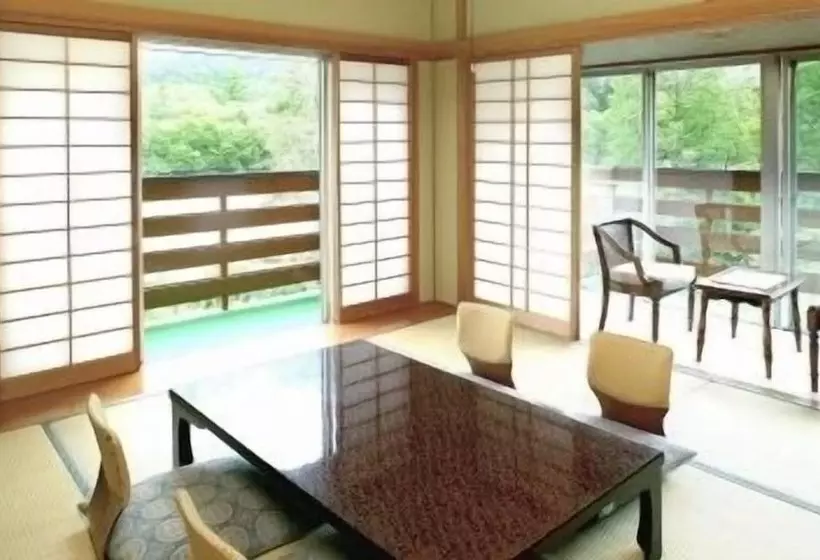 בית מלון כפרי Kamikouchi Onsen