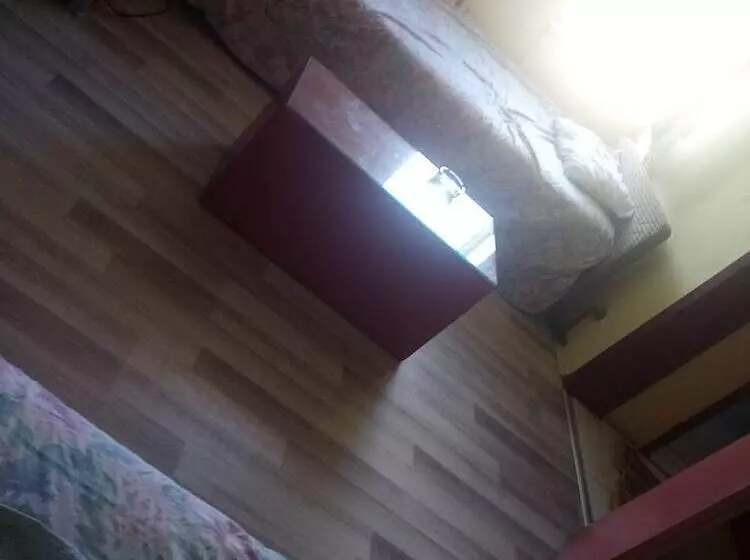 هتل Pink Hostel Mimi