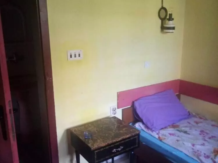هتل Pink Hostel Mimi