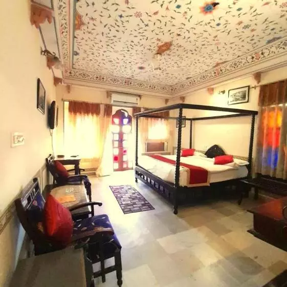 בית מלון כפרי Sajjan Niwas