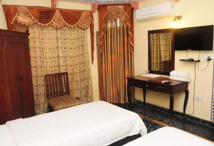 בית מלון כפרי Sajjan Niwas