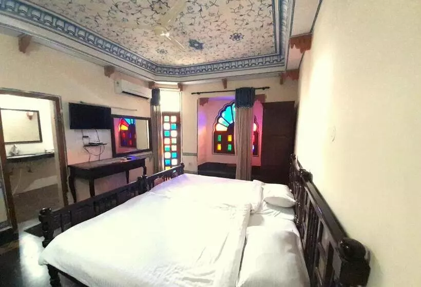 בית מלון כפרי Sajjan Niwas