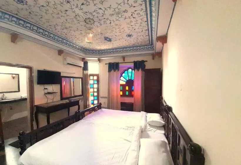 בית מלון כפרי Sajjan Niwas