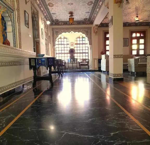 בית מלון כפרי Sajjan Niwas