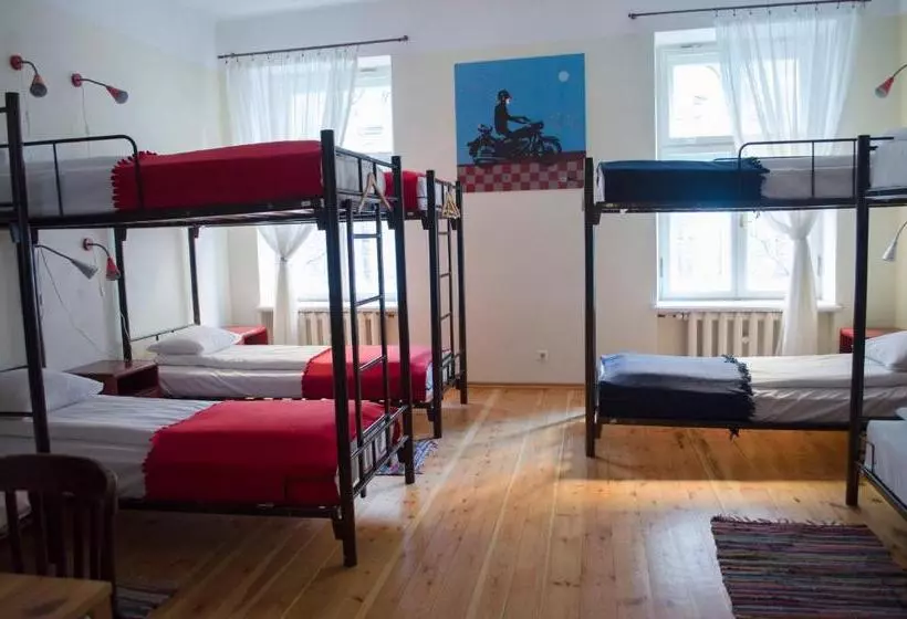 Red Nose Hostel With Self Check In