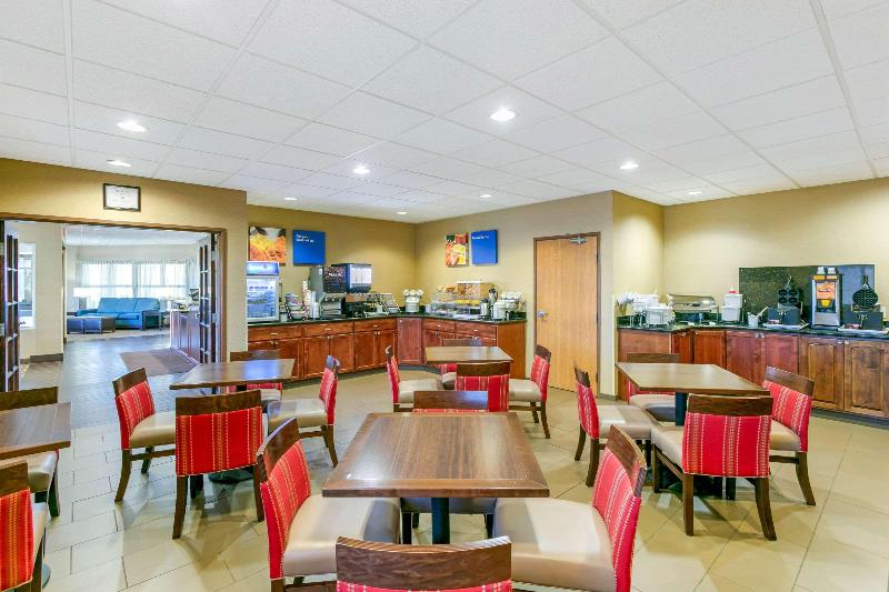 فندق Comfort Inn & Suites Near University Of Wyoming