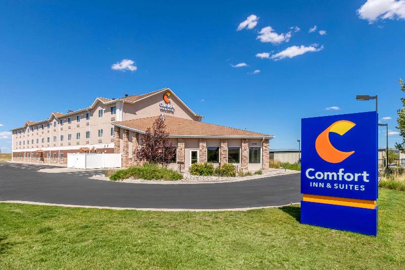 فندق Comfort Inn & Suites Near University Of Wyoming