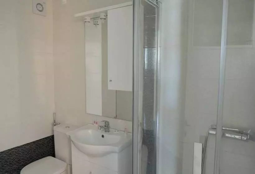 Fantasia Hotel Apartments