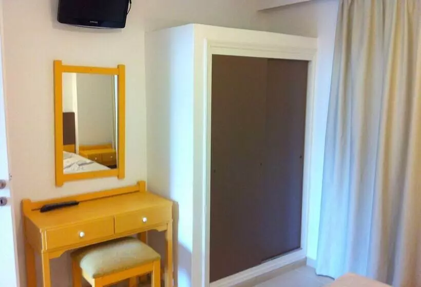 Fantasia Hotel Apartments