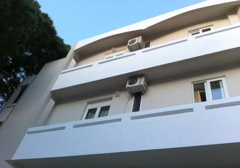 Fantasia Hotel Apartments