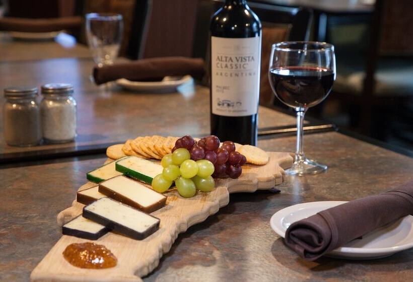 Отель Holiday Inn Club Vacations Mount Ascutney Resort, An Ihg