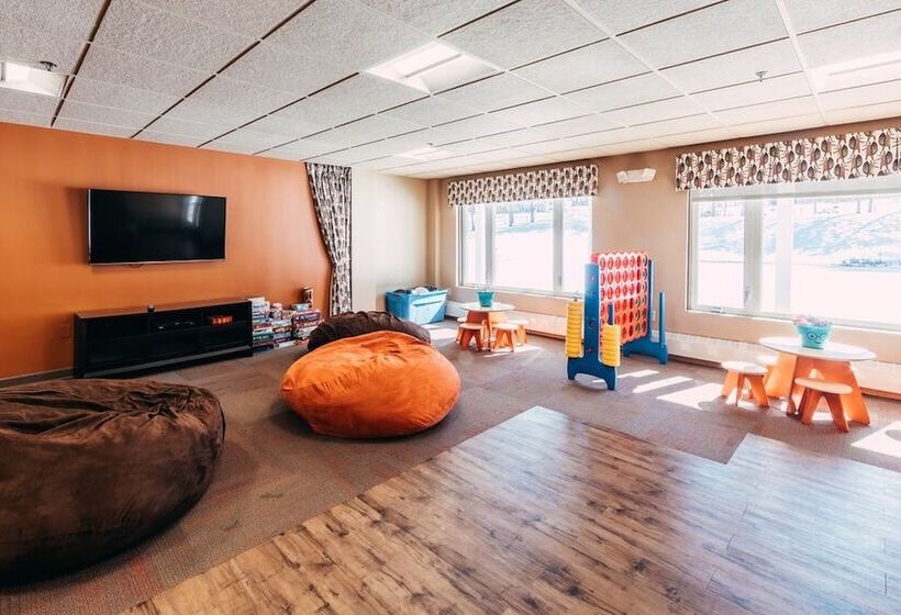 Отель Holiday Inn Club Vacations Mount Ascutney Resort, An Ihg