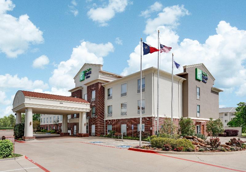 Holiday Inn Express Hotel & Suites Cleburne, An Ihg