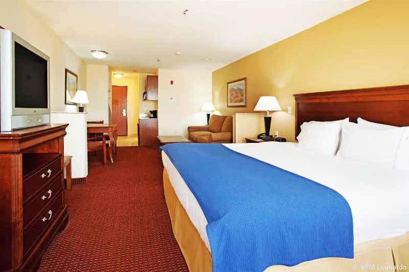 Holiday Inn Express Hotel & Suites Tooele, An Ihg