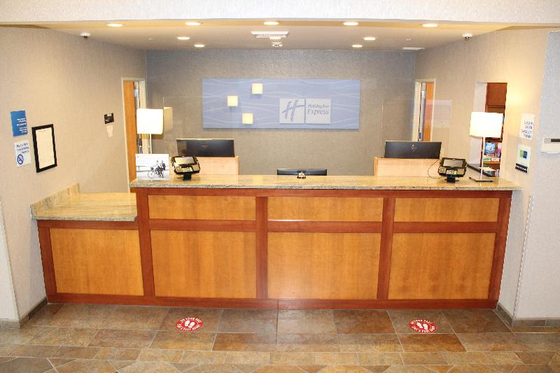 בית מלון כפרי Holiday Inn Express & Suites Cheney, An Ihg