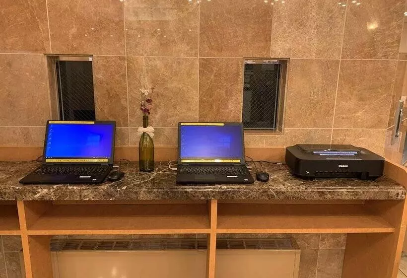 호텔 Livemax Yokohama Stadium Mae