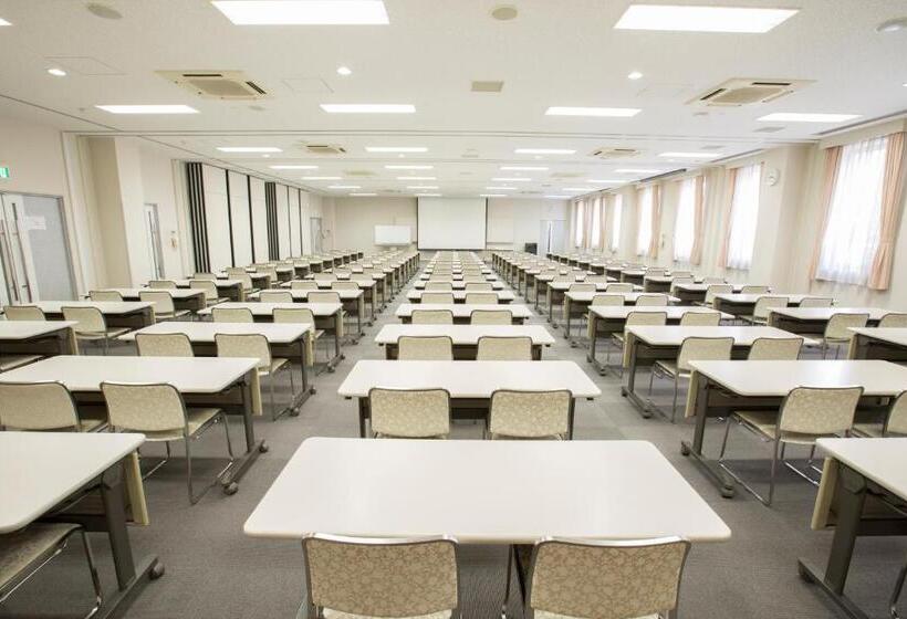 בית מלון כפרי Maple Inn Makuhari